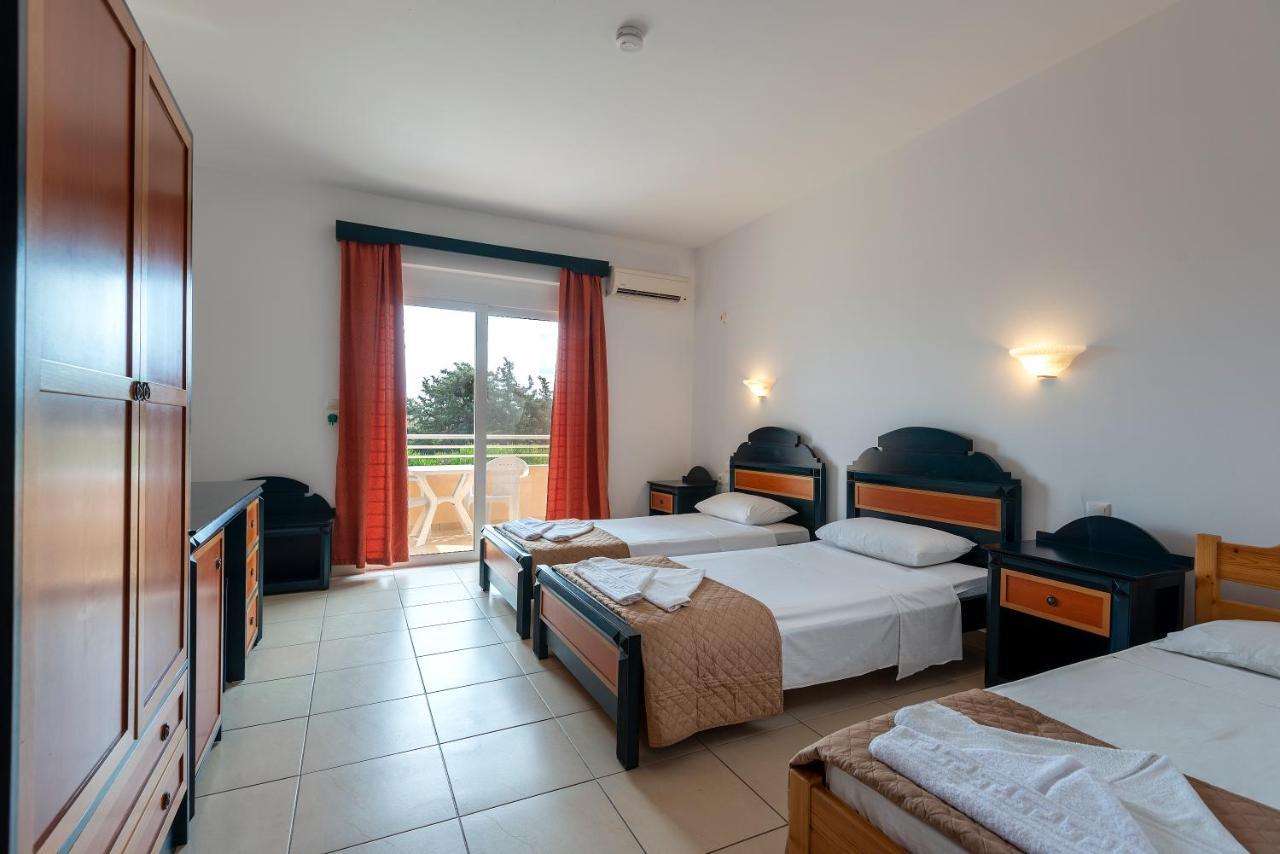 Cirillo Family Hotel-Christinas Studios Masticharion Exteriör bild