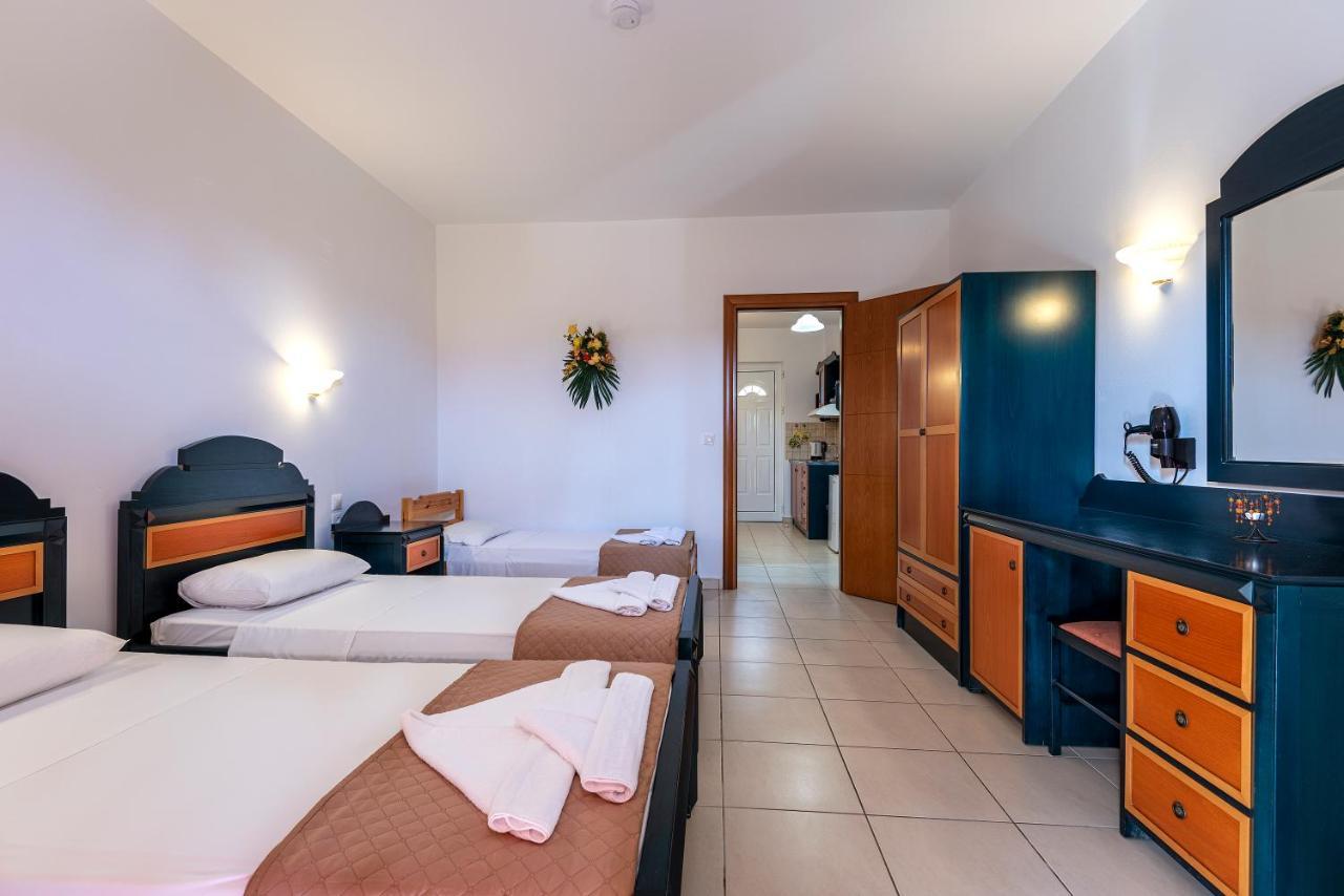 Cirillo Family Hotel-Christinas Studios Masticharion Exteriör bild