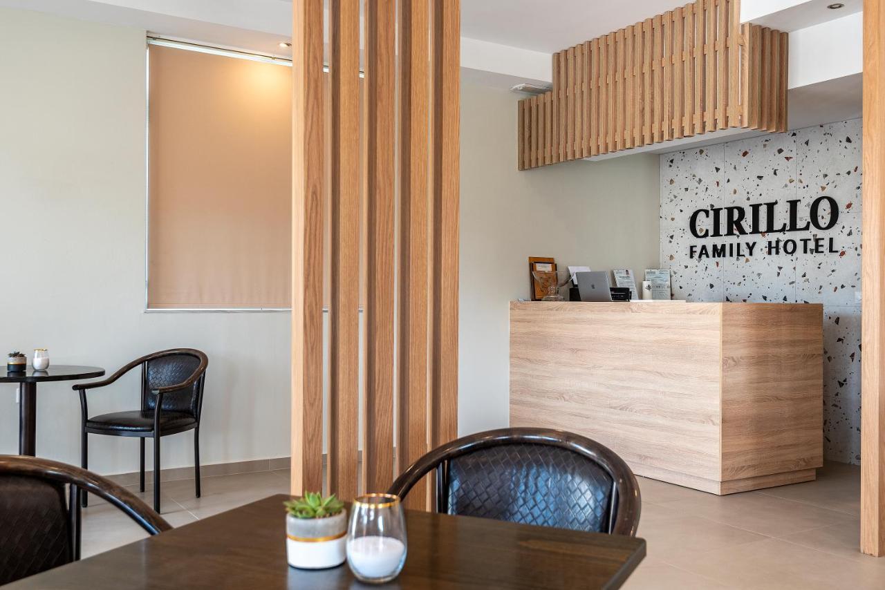 Cirillo Family Hotel-Christinas Studios Masticharion Exteriör bild